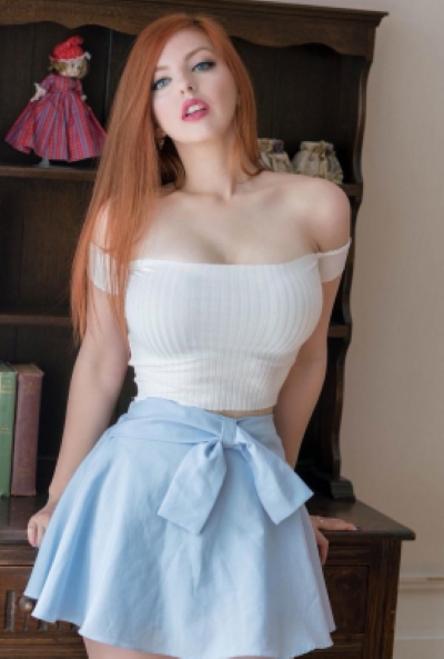 Tina - Chicago Strippers Near Me For Hire