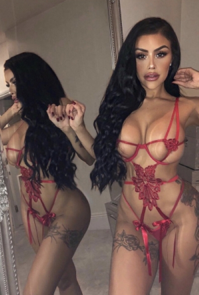 Harmony Louisville KY female stripper for corporate and retirement parties